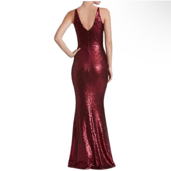 DRESS THE POPULATION Women’s Harper Berry Sequin Mermaid Gown XL - Picture 2 of 6